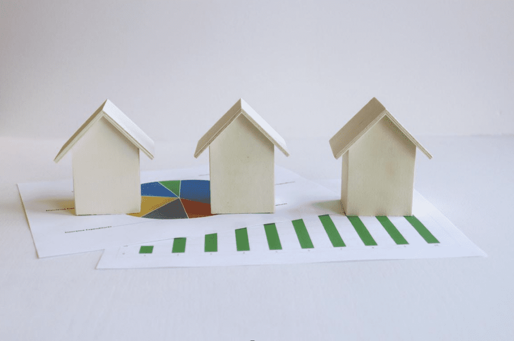 Toy houses on interest rate charts